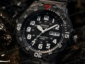 MRW-200H-1BVEG Casio Mens 100m Waterproof Black Day-Date Rotary Bezel 44mm