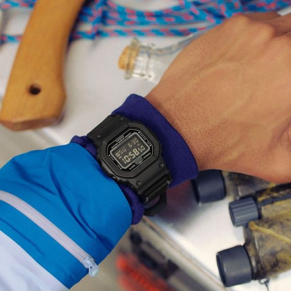 Casio G-Shock Digital 5600 Series DW-5600MNC-1ER