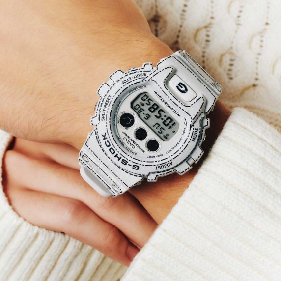 Casio G-Shock Digital 5600 Series Limited DW-6900RGM-5ER