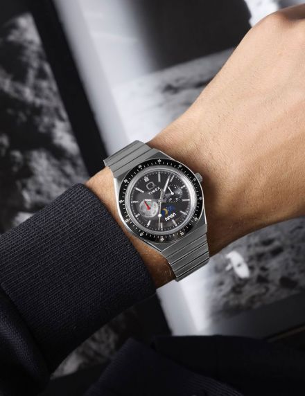Timex Q Nasa 40mm TW2Y56700